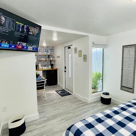 Our Lovely Nest, Free Parking & Wi-Fi Miami Eksteriør billede